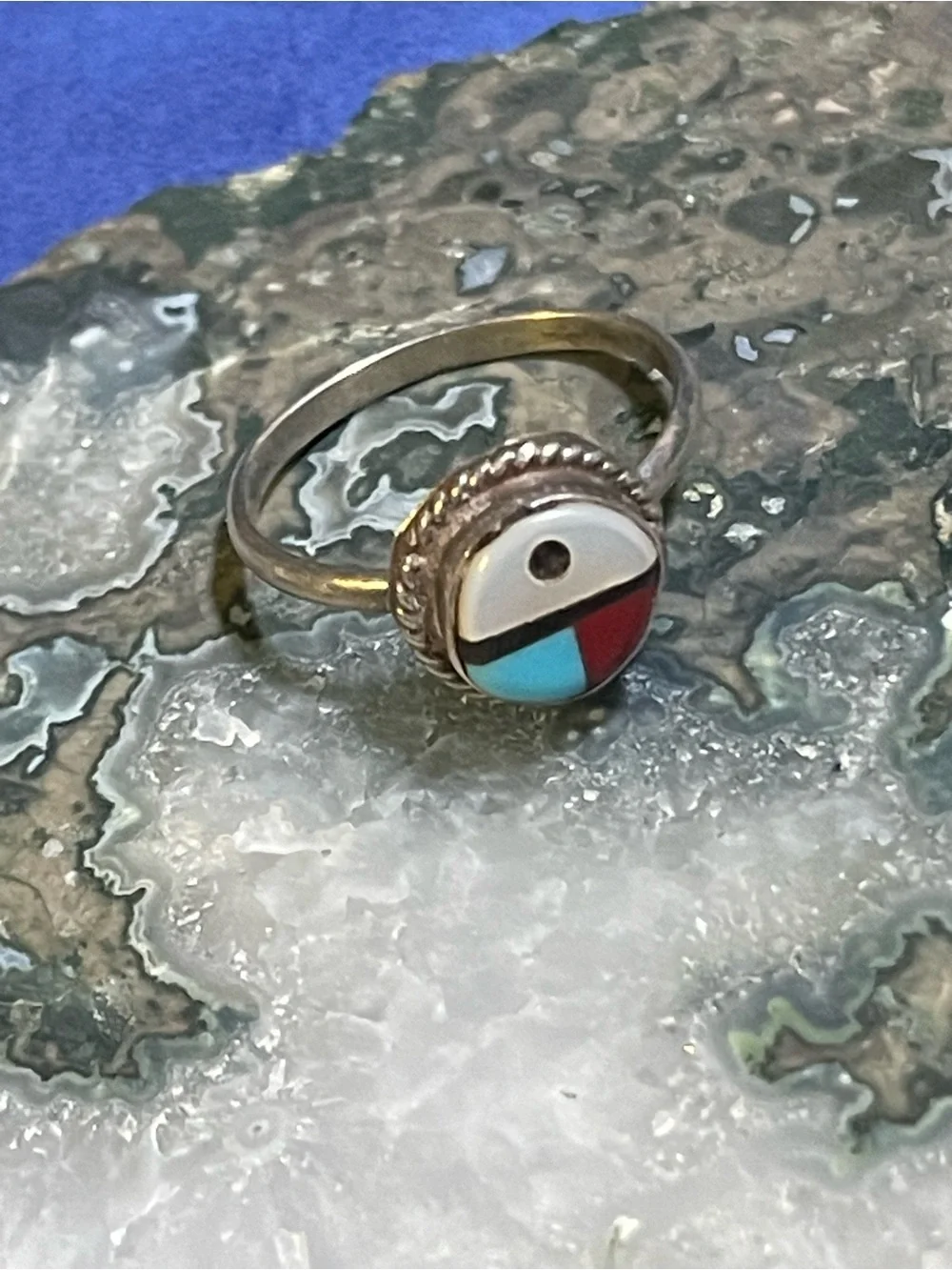 Traditional Zuni-Style “SunFace Motif “Ring Sz 5.5 -925 -Multi-Stone Inlay